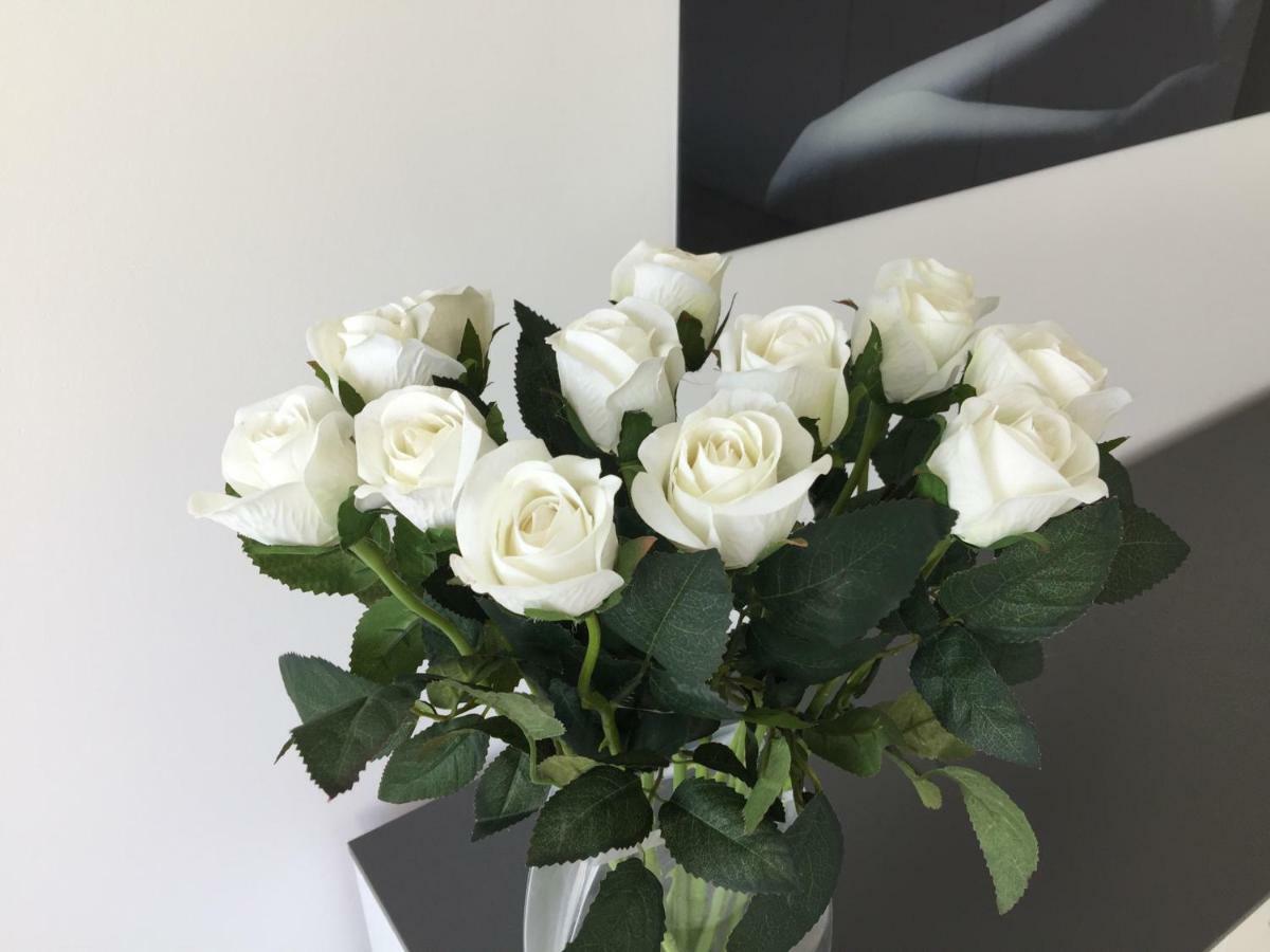 ראובלינג Ferienwohnung Black White מראה חיצוני תמונה